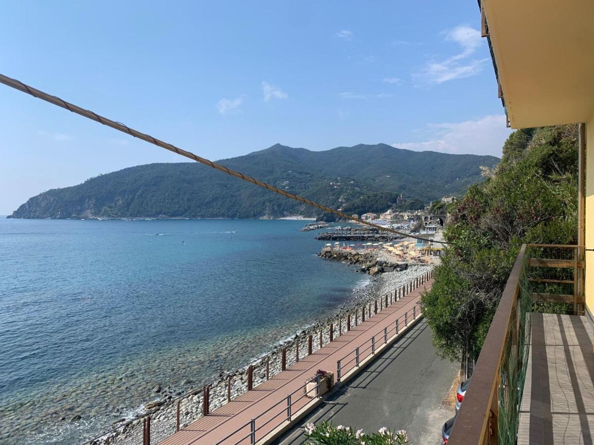 M'Illumino D'Immenso - Moneglia Apartments Exteriör bild