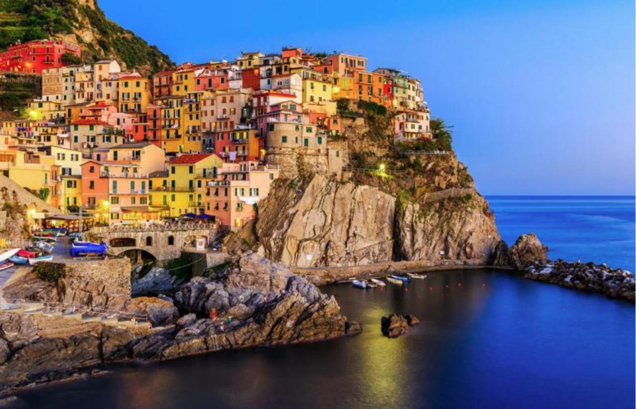 M'Illumino D'Immenso - Moneglia Apartments Exteriör bild